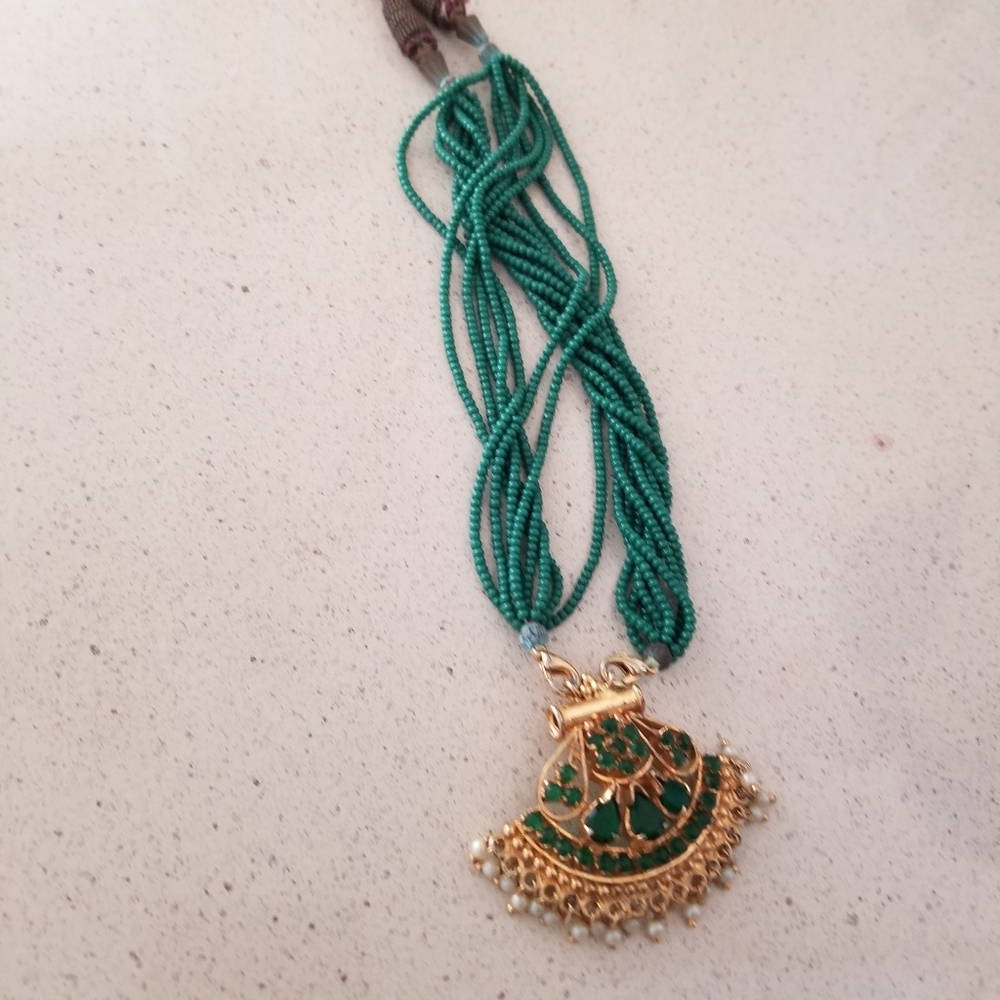 Seed bead necklace